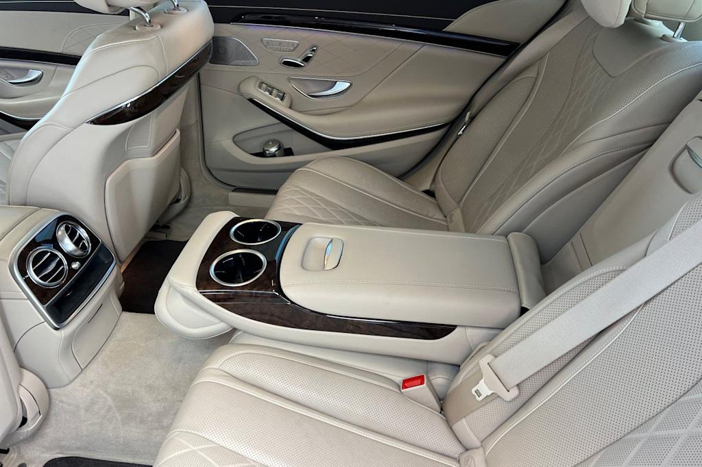 Thumbnail: 2018 Mercedes-Benz S-Class - 10
