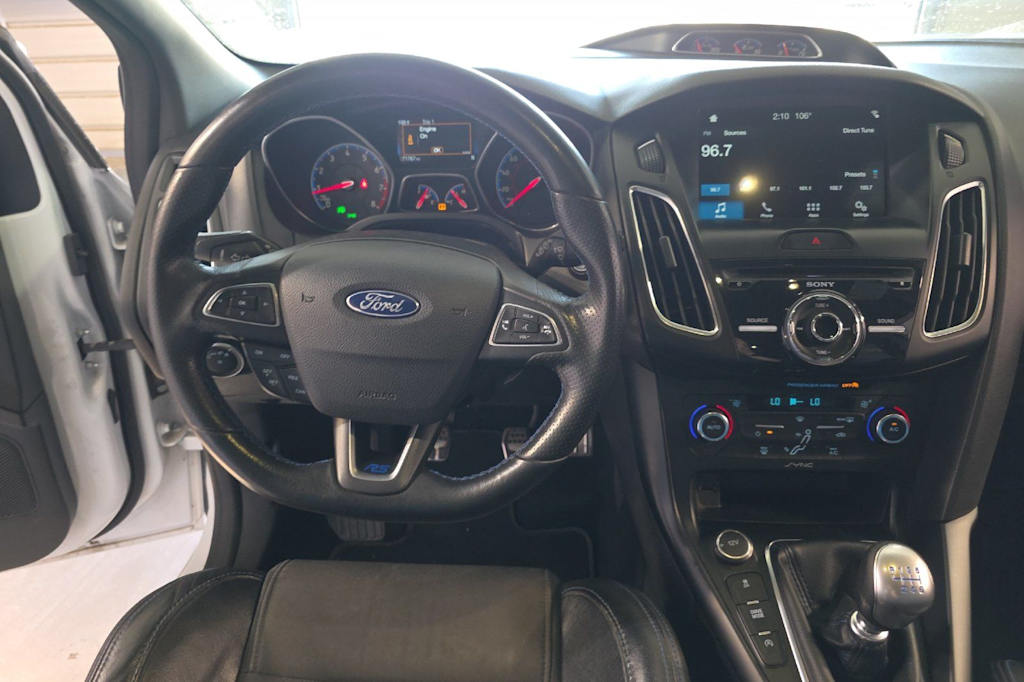 Thumbnail: 2017 Ford Focus - 9