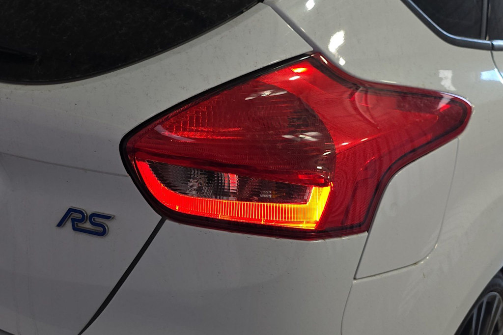 Thumbnail: 2017 Ford Focus - 21
