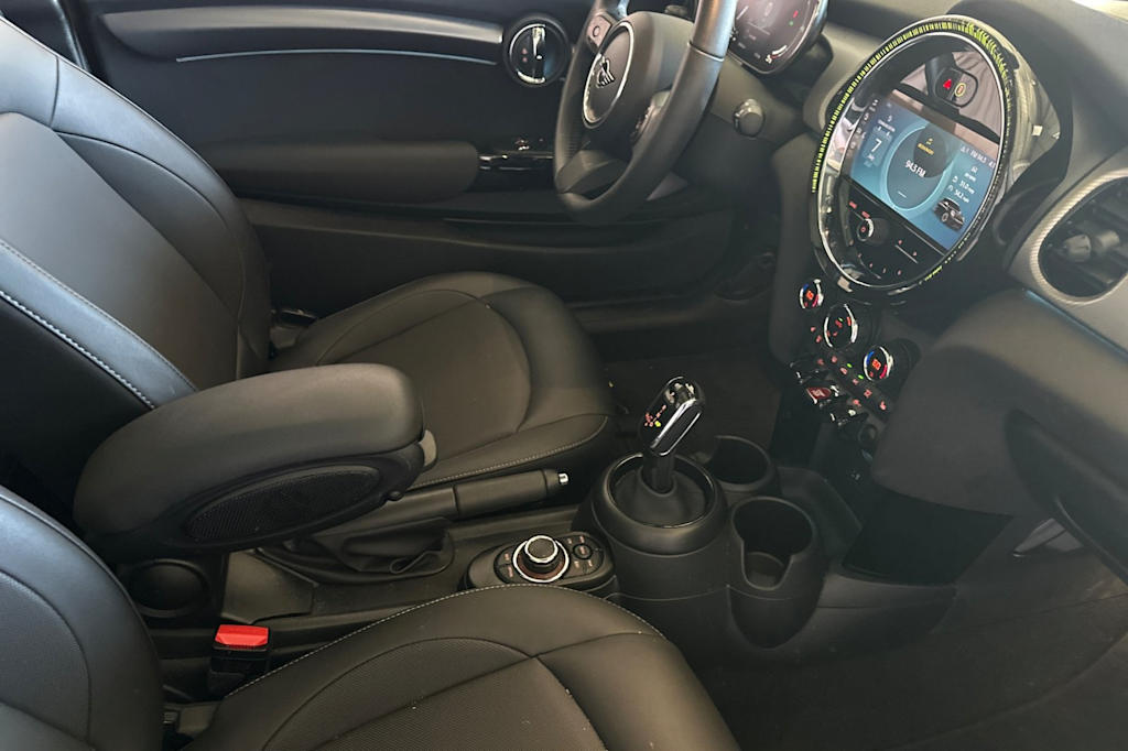 Thumbnail: 2023 MINI Cooper - 10