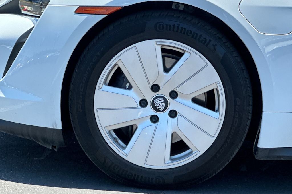 Thumbnail: 2021 Porsche Taycan - 7