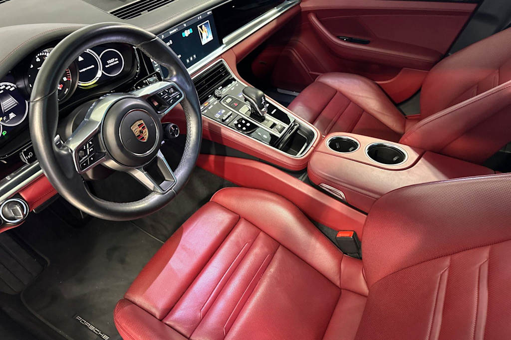 Thumbnail: 2018 Porsche Panamera - 9