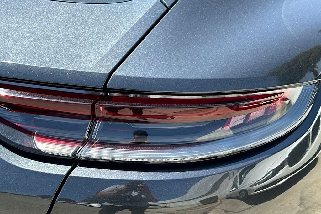 Thumbnail: 2021 Porsche Panamera - 35