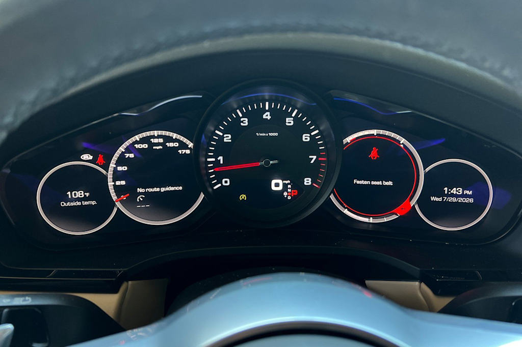 Thumbnail: 2021 Porsche Cayenne - 16