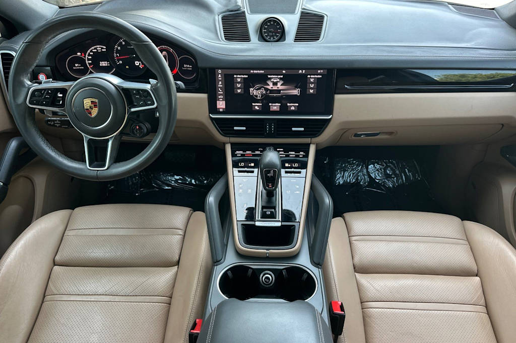 Thumbnail: 2021 Porsche Cayenne - 2