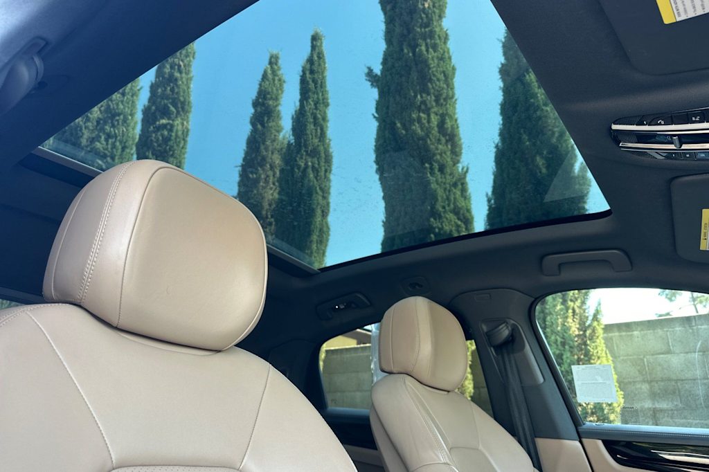 Thumbnail: 2021 Porsche Cayenne - 25