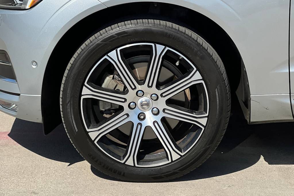 Thumbnail: 2018 Volvo XC60 - 8