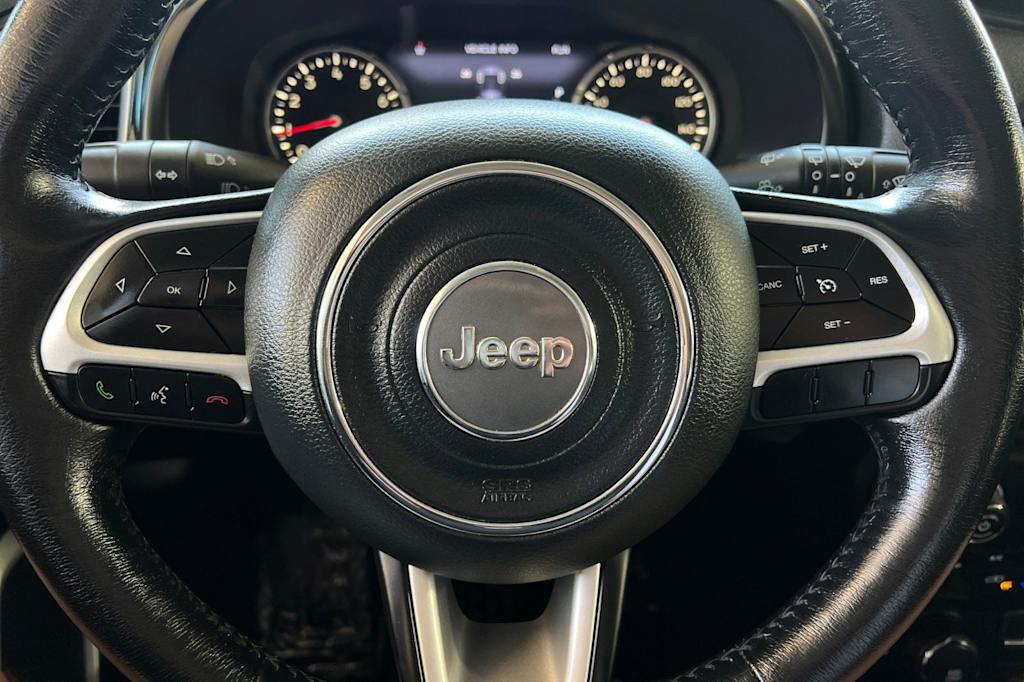 Thumbnail: 2020 Jeep Renegade - 29