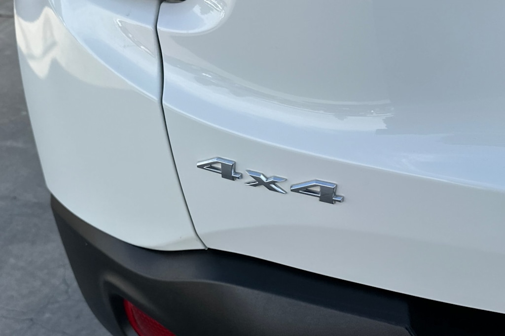 Thumbnail: 2023 Jeep Renegade - 7
