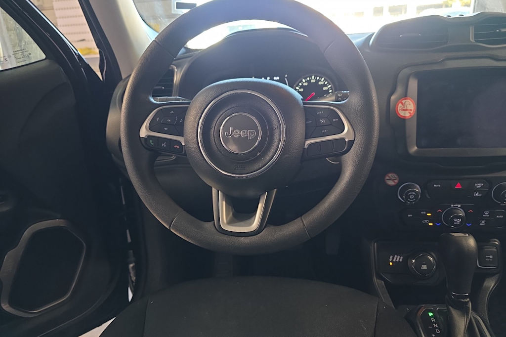 Thumbnail: 2023 Jeep Renegade - 10