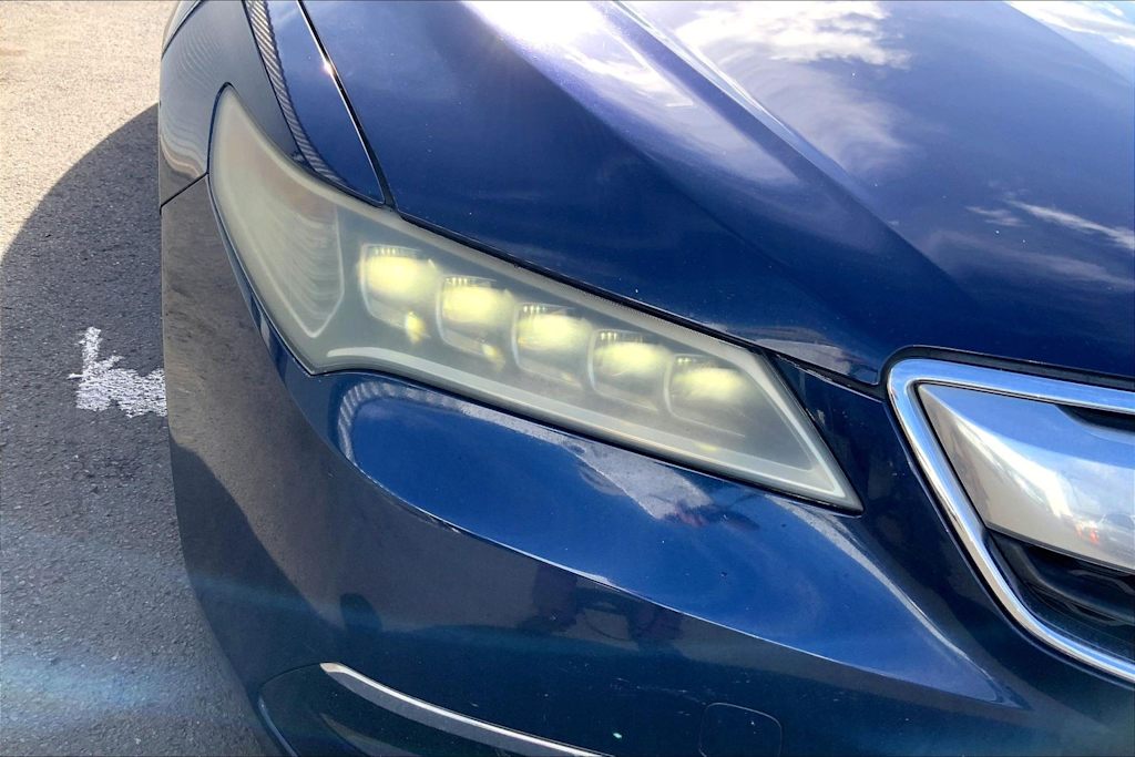 Thumbnail: 2015 Acura TLX - 31