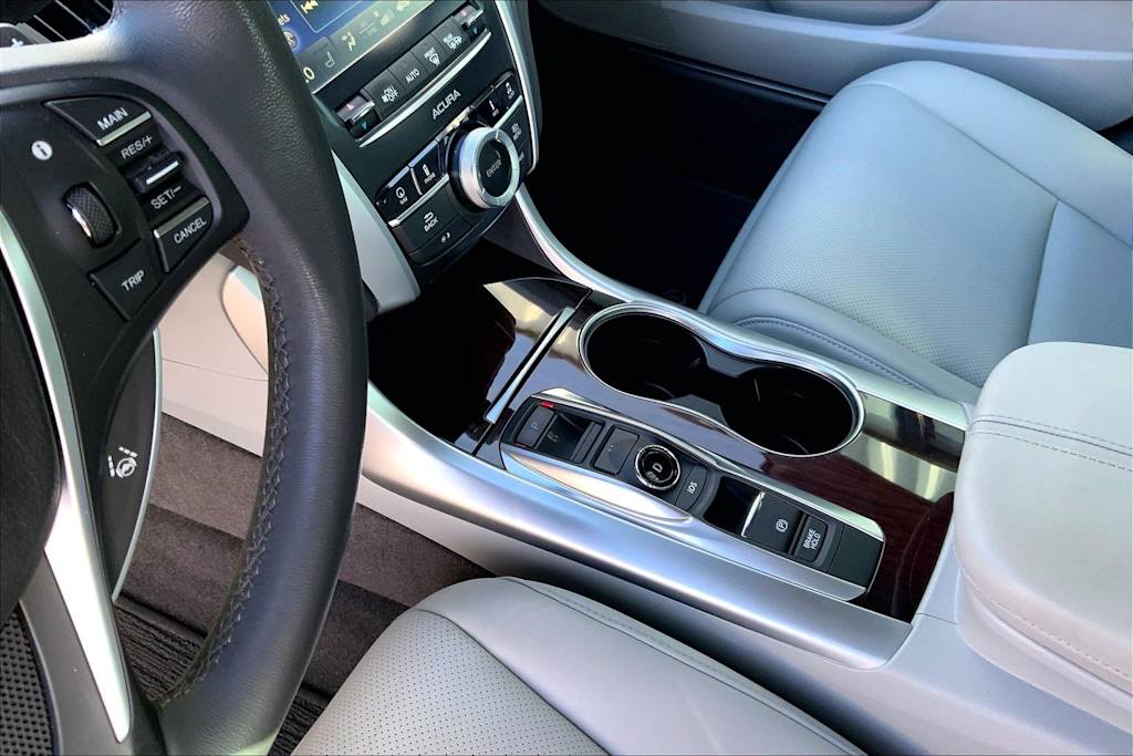 Thumbnail: 2015 Acura TLX - 16