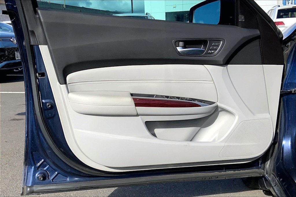 Thumbnail: 2015 Acura TLX - 27