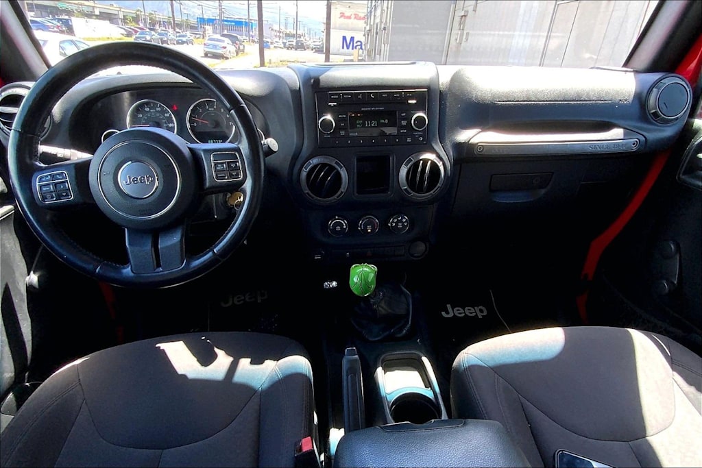 Thumbnail: 2017 Jeep Wrangler - 9