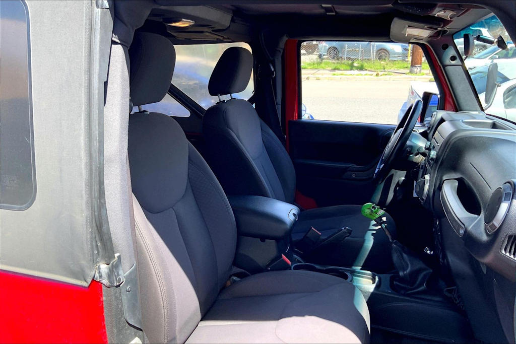 Thumbnail: 2017 Jeep Wrangler - 22