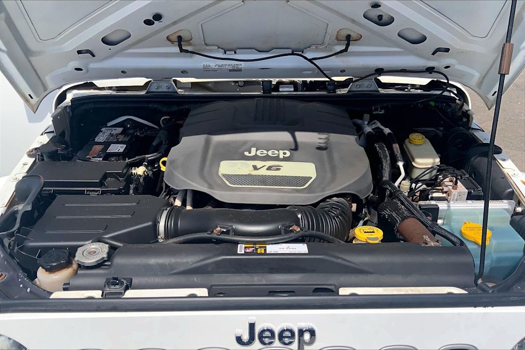 Thumbnail: 2016 Jeep Wrangler - 8