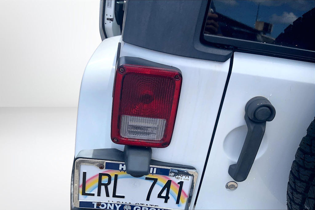 Thumbnail: 2016 Jeep Wrangler - 32