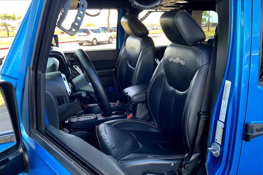 Thumbnail: 2014 Jeep Wrangler - 11