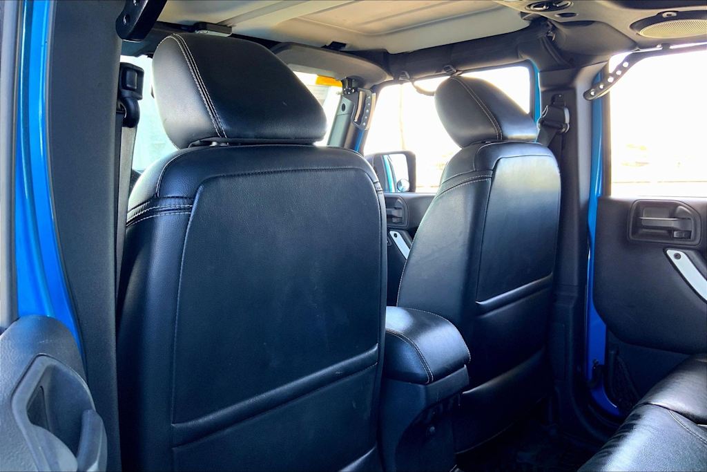 Thumbnail: 2014 Jeep Wrangler - 20