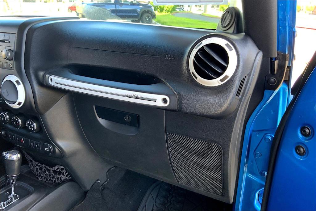 Thumbnail: 2014 Jeep Wrangler - 24