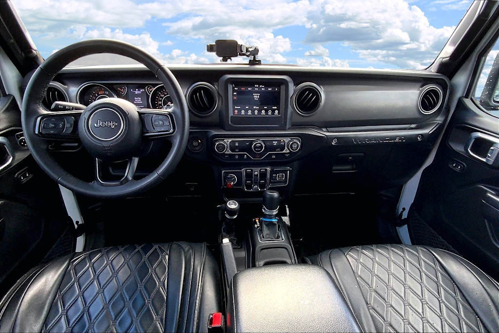 Thumbnail: 2023 Jeep Wrangler - 10