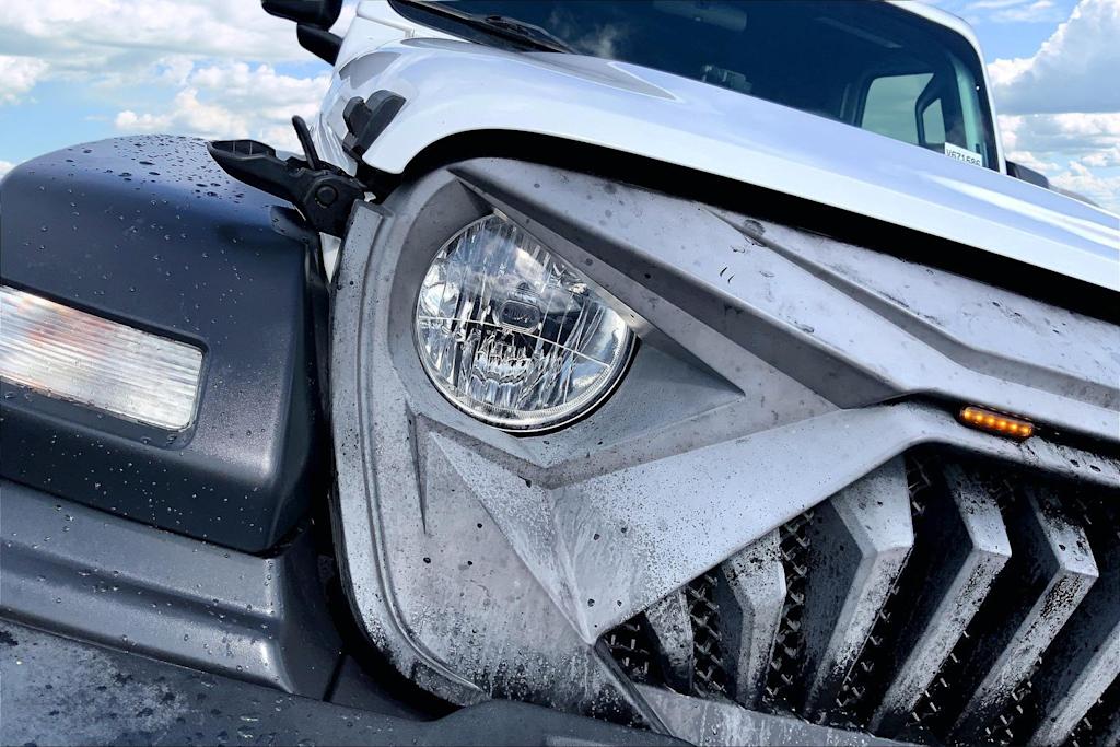 Thumbnail: 2023 Jeep Wrangler - 31