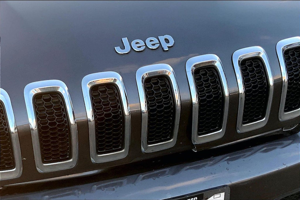 Thumbnail: 2014 Jeep Cherokee - 33