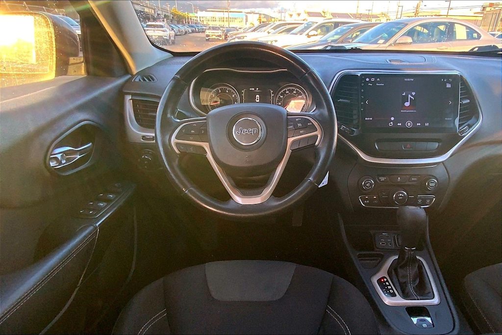 Thumbnail: 2014 Jeep Cherokee - 14