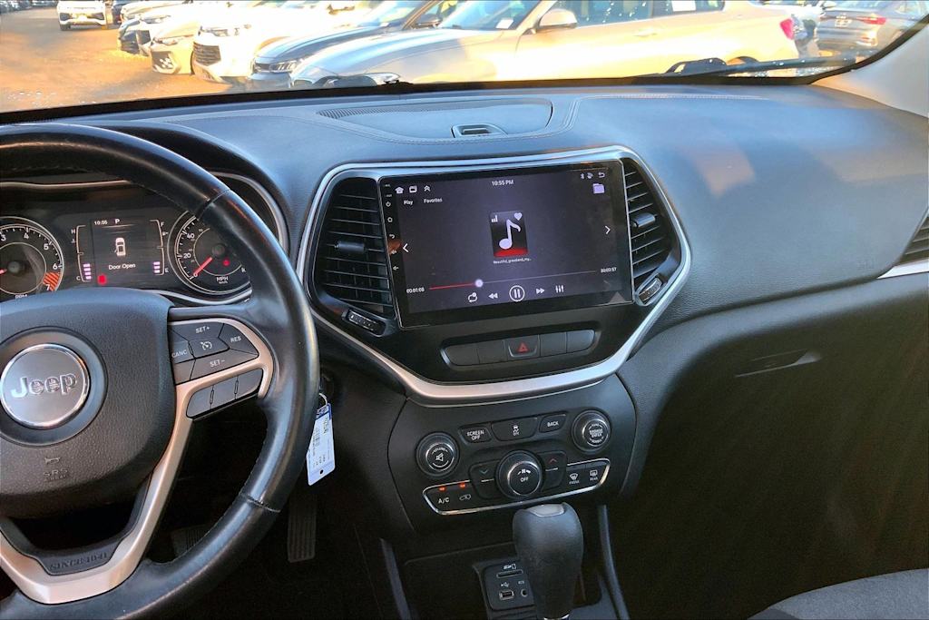 Thumbnail: 2014 Jeep Cherokee - 15