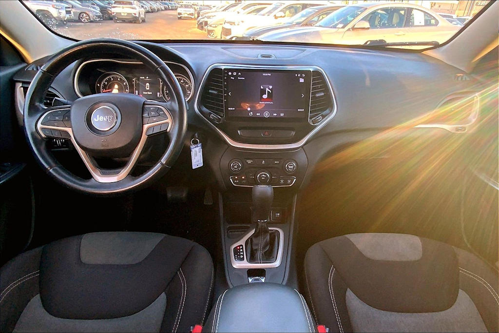 Thumbnail: 2014 Jeep Cherokee - 10