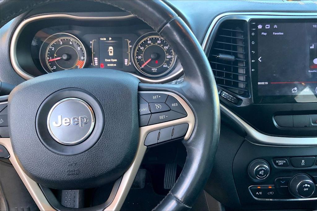 Thumbnail: 2014 Jeep Cherokee - 26