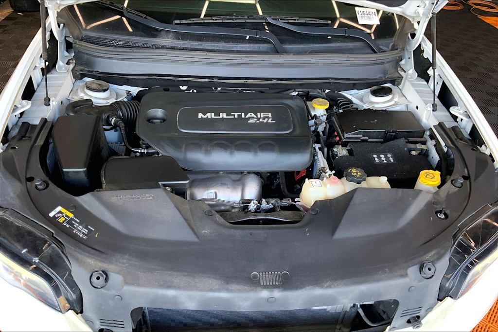 Thumbnail: 2019 Jeep Cherokee - 9