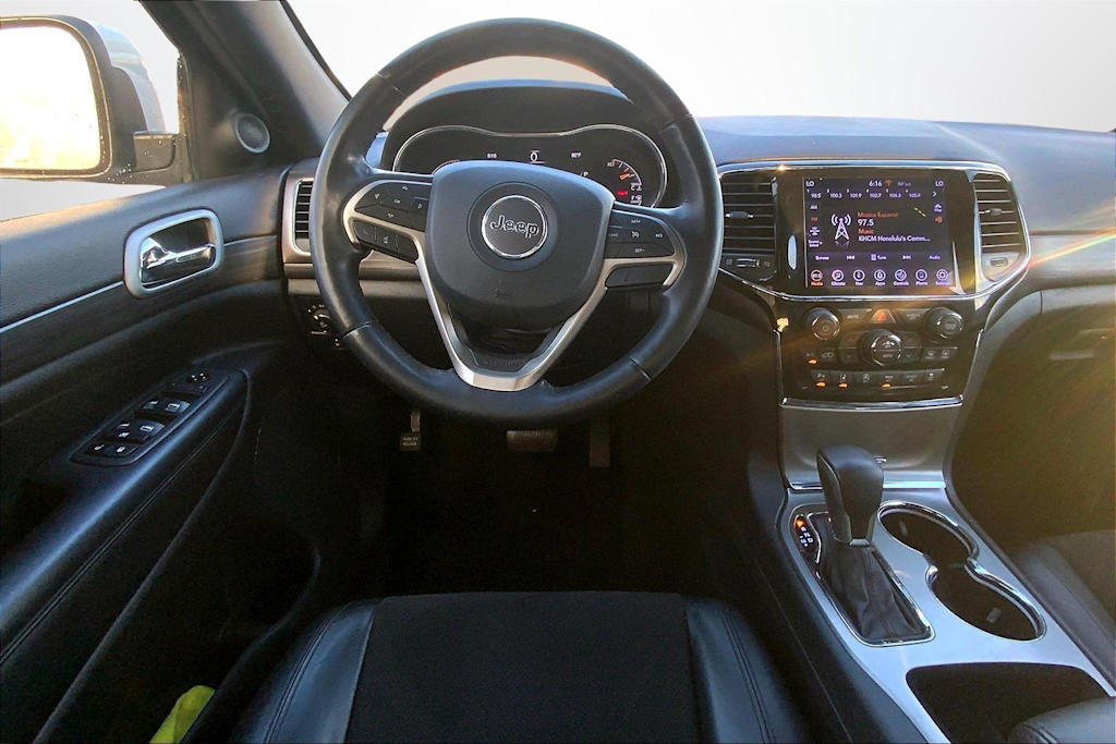 Thumbnail: 2021 Jeep Grand Cherokee - 14