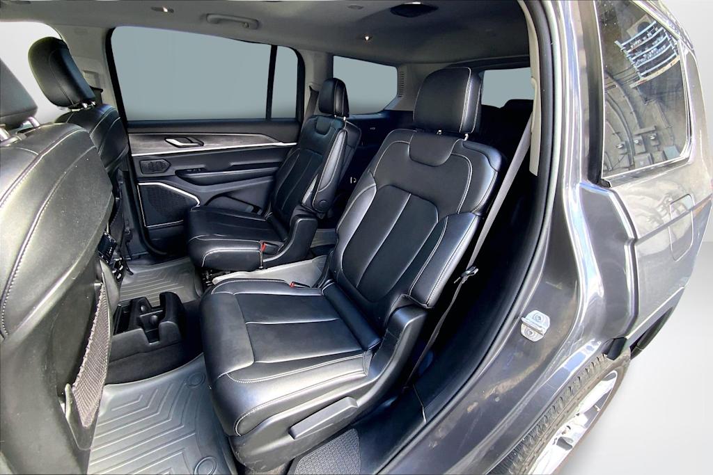 Thumbnail: 2021 Jeep Grand Cherokee L - 29