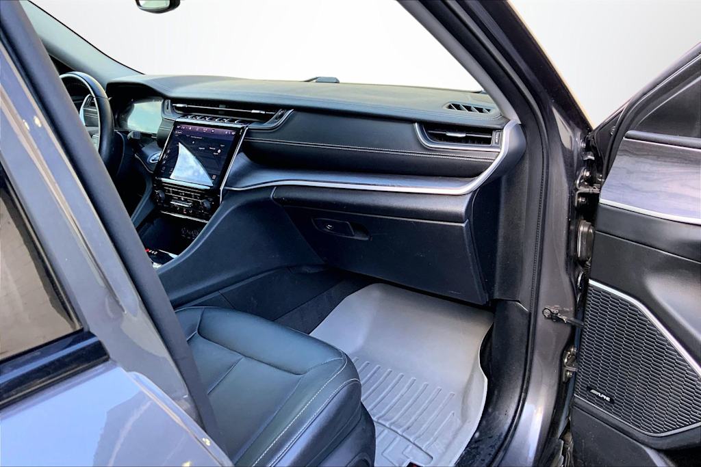 Thumbnail: 2021 Jeep Grand Cherokee L - 23
