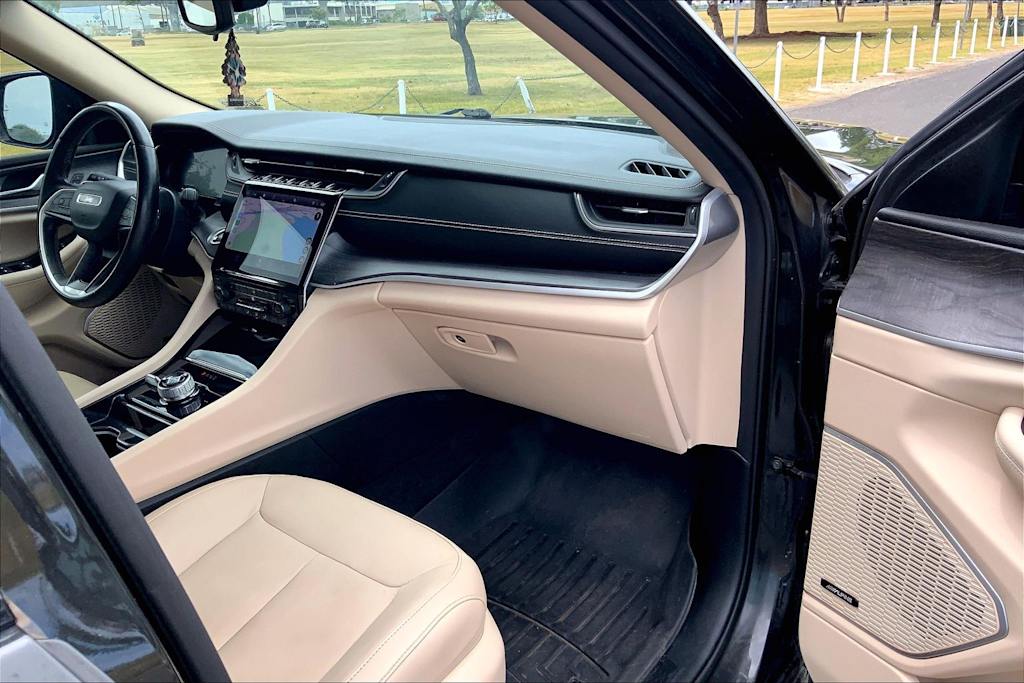 Thumbnail: 2021 Jeep Grand Cherokee L - 15