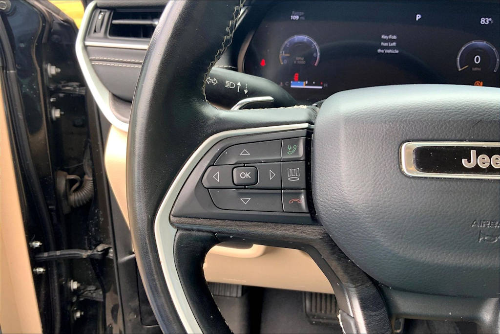 Thumbnail: 2021 Jeep Grand Cherokee L - 24