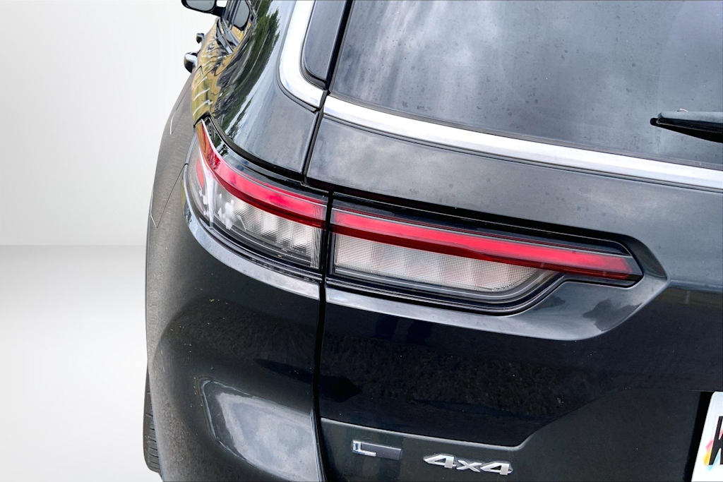 Thumbnail: 2021 Jeep Grand Cherokee L - 32