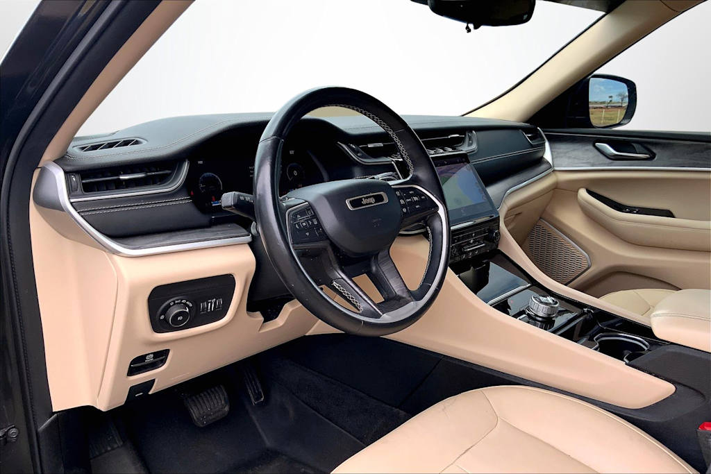 Thumbnail: 2021 Jeep Grand Cherokee L - 2