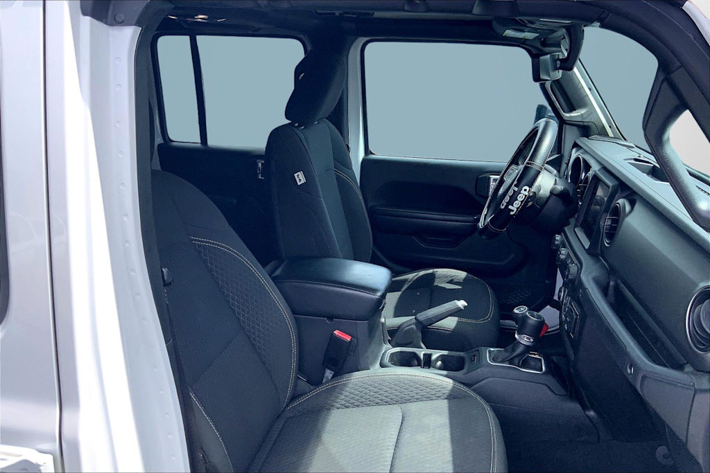 Thumbnail: 2021 Jeep Gladiator - 12