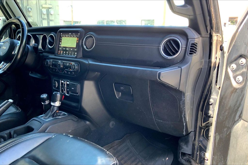 Thumbnail: 2021 Jeep Gladiator - 23