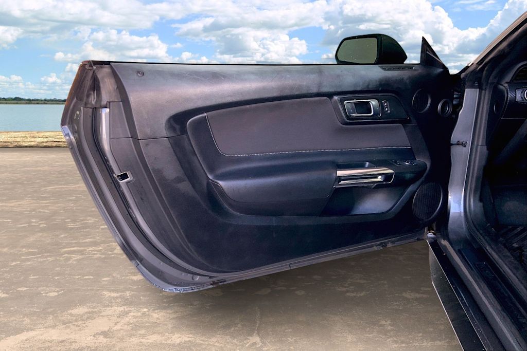 Thumbnail: 2022 Ford Mustang - 27