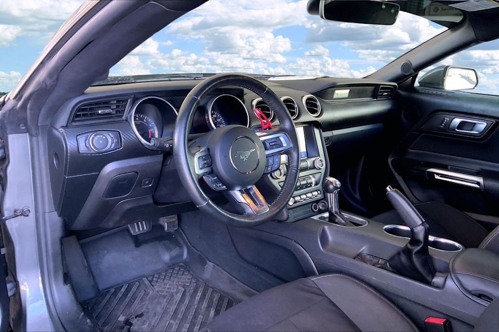 Thumbnail: 2022 Ford Mustang - 2