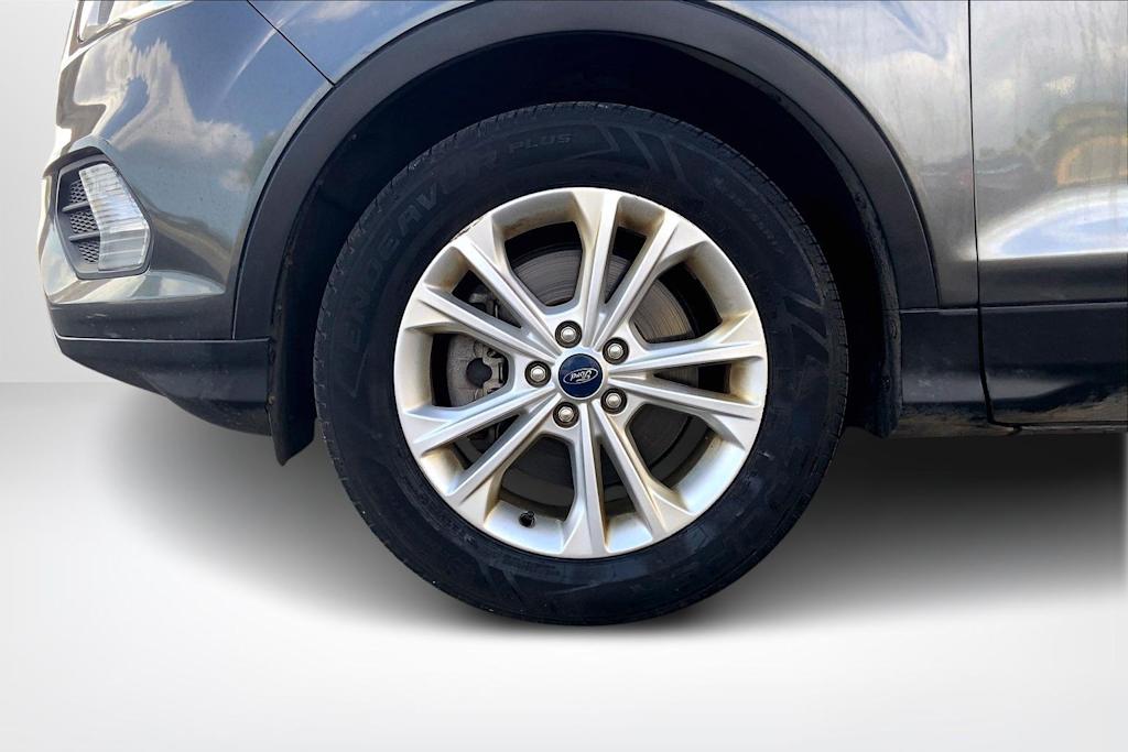 Thumbnail: 2019 Ford Escape - 8
