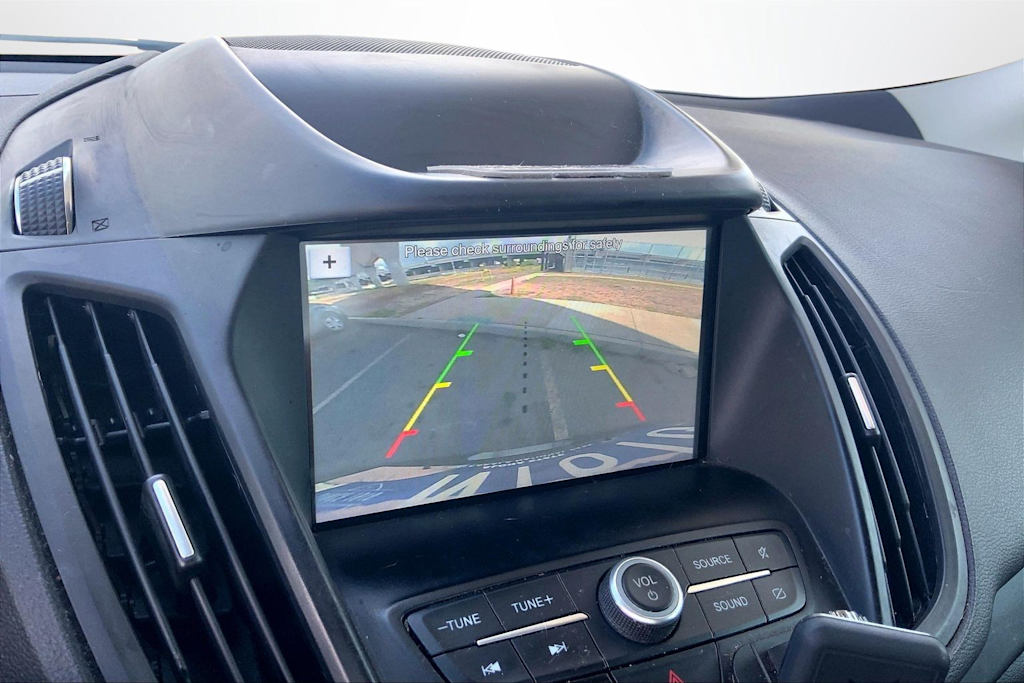 Thumbnail: 2019 Ford Escape - 16