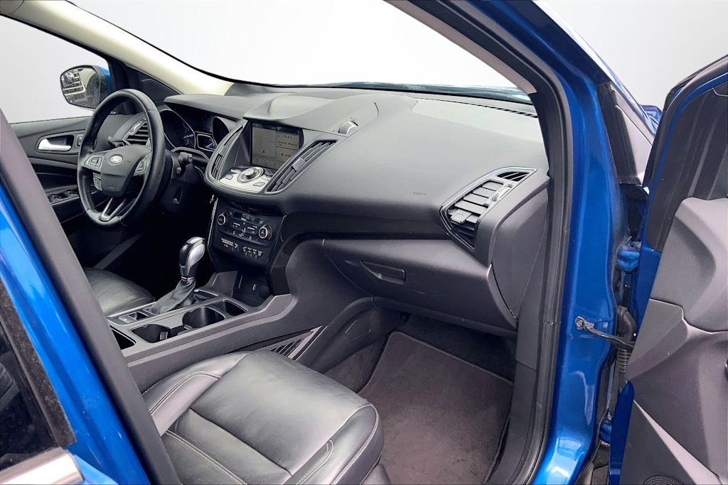 Thumbnail: 2019 Ford Escape - 15