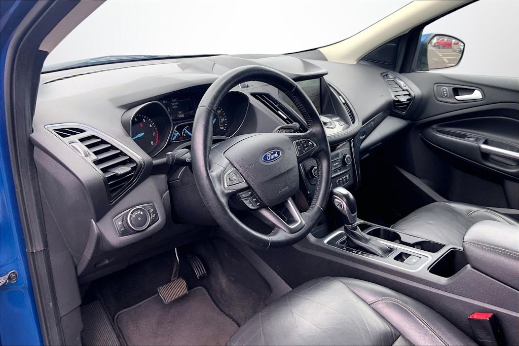 Thumbnail: 2019 Ford Escape - 2