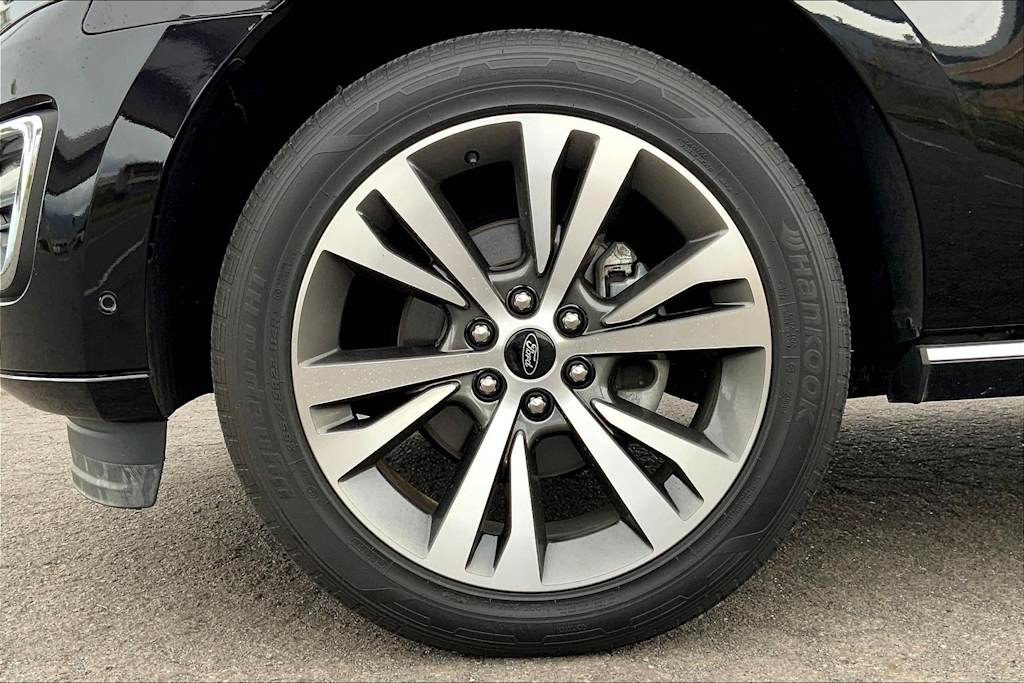 Thumbnail: 2021 Ford Expedition - 8