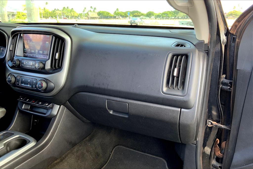 Thumbnail: 2016 Chevrolet Colorado - 22