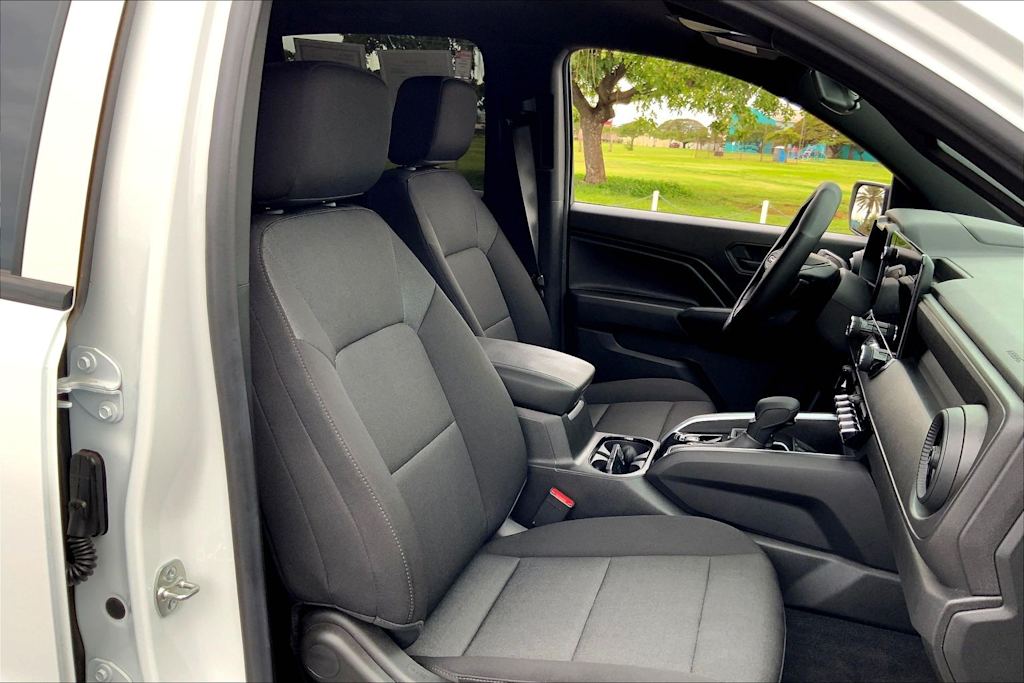 Thumbnail: 2025 Chevrolet Colorado - 12